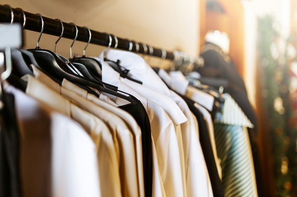 How to create a capsule wardrobe: simplicity and elegance